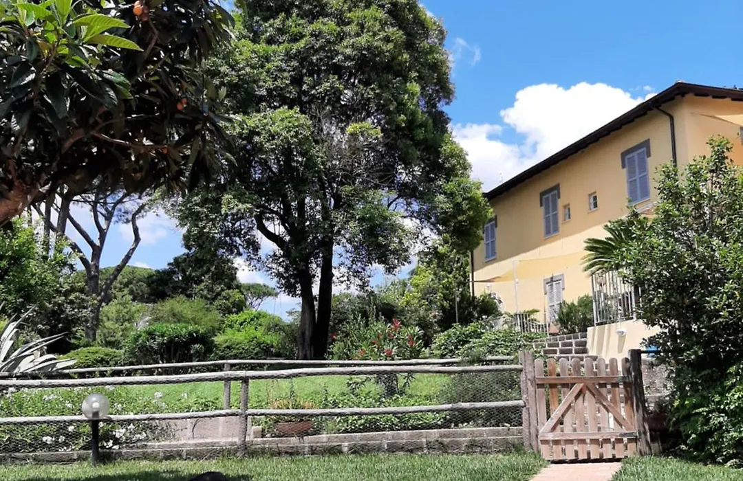 IV Casale Roma Country Villa-1